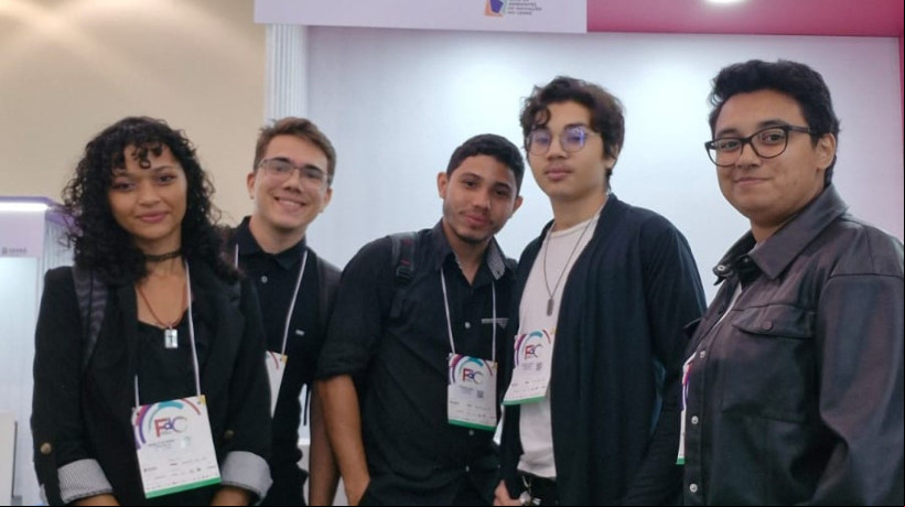 Equipe do 4education Ã© composta por profissionais apaixonados por educaÃ§Ã£o e tecnologia 