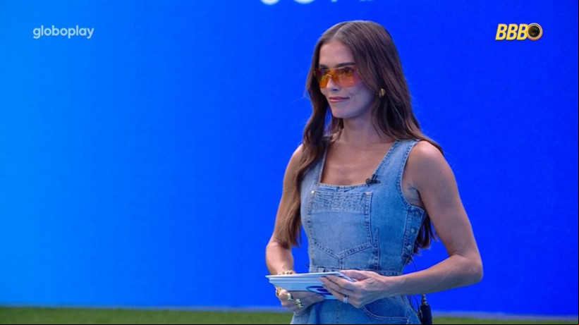 Deborah Secco surpreende ao entrar no BBB 25 nesta quinta-feira, 3, para comandar uma ação especial em comemoração aos 60 anos da TV Globo
