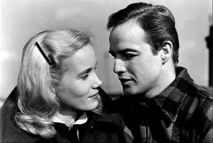 Dirigido por Elia Kazan, “Sindicato dos Ladrões” tem como protagonista da trama o premiado Marlon Brando (1924 - 2004).
