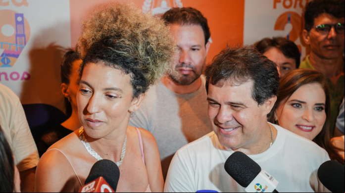 Aniversário de Fortaleza: Helena Barbosa, secretária de Cultura de Fortaleza, e o prefeito Evandro Leitão Aniversário de Fortaleza: Helena Barbosa, secretária de Cultura de Fortaleza, e o prefeito Evandro Leitão