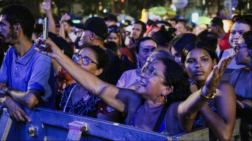 Público celebra aniversário de Fortaleza neste domingo, 13, com shows na Praia de Iracema