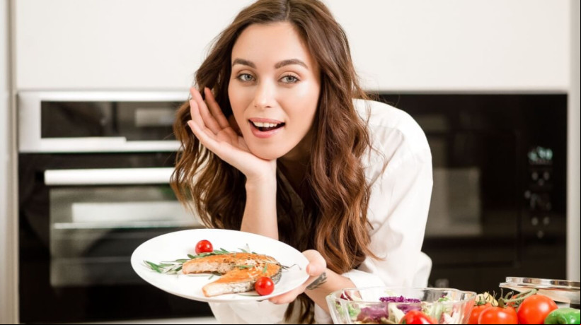 A escolha e o preparo do peixe são essenciais para aproveitar os seus nutrientes (Imagem: Stacey Green | Shutterstock)