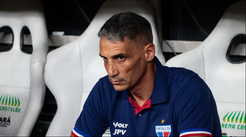 FORTALEZA,CEARÁ, BRASIL,20-04-2025: Juan Pablo Vojvoda Fortaleza x Palmeiras pelo Campeonato Brasileiro Serie A na Arena Castelão. (Foto: Samuel Setubal/ O Povo)