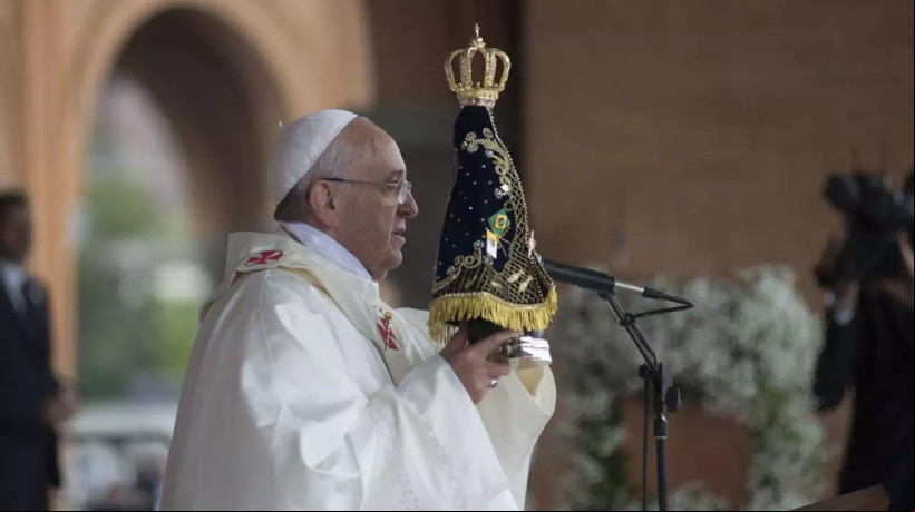 Francisco durante sua agem em Aparecida no ano de 2013