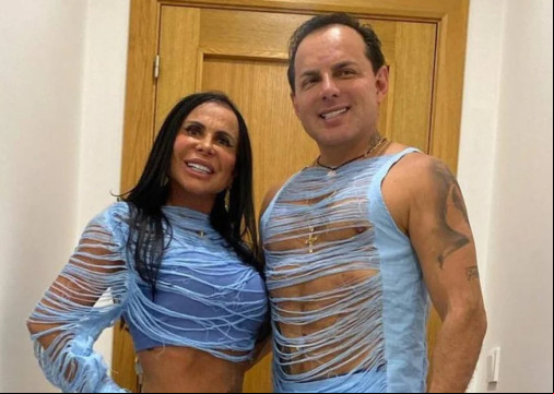 Com a volta do Power Couple, Gretchen retorna ao reality ao lado do marido, Esdras de Souza. Com a volta do Power Couple, Gretchen retorna ao reality ao lado do marido, Esdras de Souza.