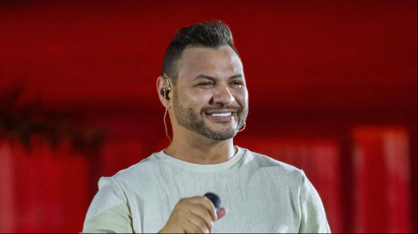 Cantor Leno, da banda Desejo de Menina, se envolveu em acidente na BR-428, no Sertão de Pernambuco