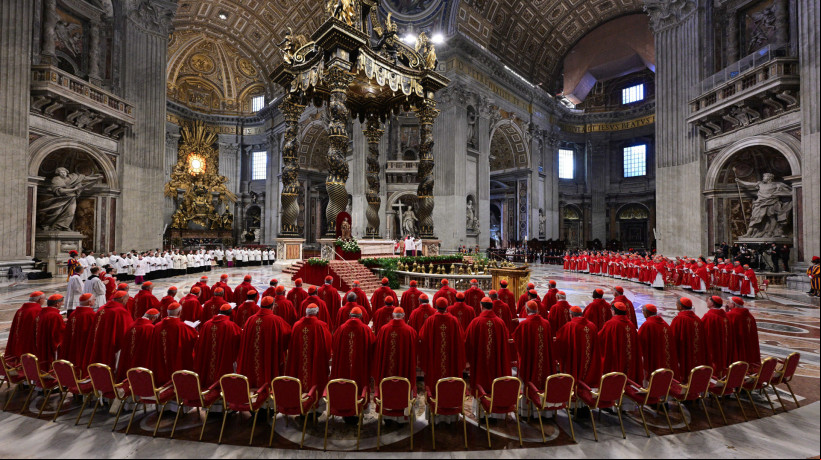 Cardeais em preparação ao conclave para escolher o sucessor do papa Francisco