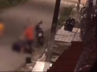 Criança presenciou as agressões contra a mulher em via pública em Maracanaú 