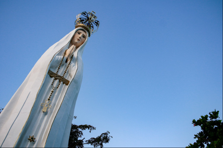 Prefeito Evandro Leitão entrega as reformas do monumento de Nossa Senhora de Fátima e da Praça Pio IX, no bairro de Fátima