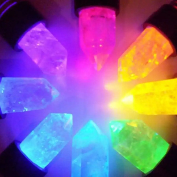A cromoterapia utiliza diferentes luzes no tratamento de doenças A cromoterapia utiliza diferentes luzes no tratamento de doenças
