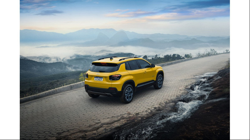 Jeep Avenger comeÃ§arÃ¡ a ser vendido no Brasil em 2026 