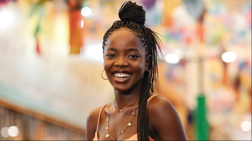 Leona, interpretada por Clara Moneke, é protagonista da novela
