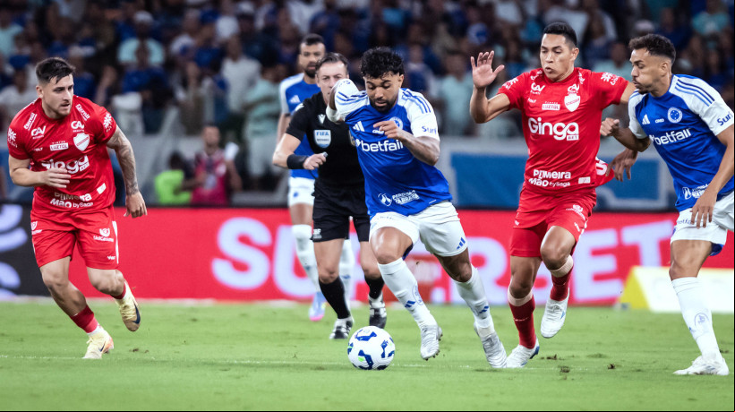O Cruzeiro vai enfrentar o Vila Nova hoje, 22, pela Copa do Brasil.  