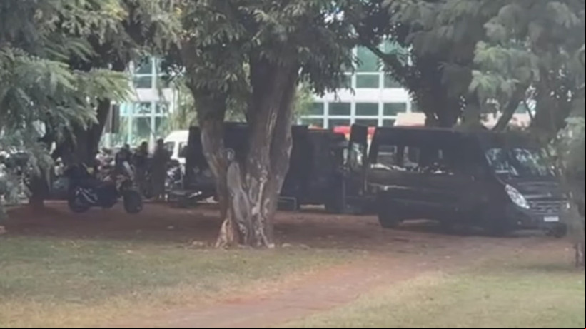 PolÃ­cia isolou Ã¡rea em torno de MinistÃ©rio do Desenvolvimento Social 