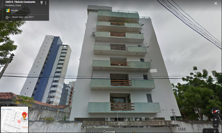 O prédio fica na rua Tibúrcio Cavalcante