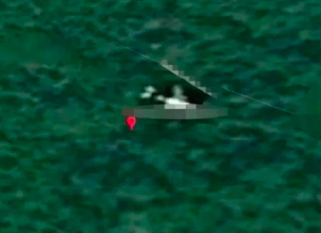 Ao longo do tempo, foram encontrados alguns pedaços de destroços que suspeita-se serem do avião desaparecido. Eles estavam em áreas da costa da África, assim como nas ilhas de Madagascar, Maurício, Reunião e Rodrigues.